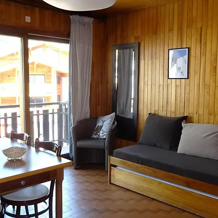 Les Gets: 2p, 4 Pers. Centre, Wifi, Draps/serviettes Inclus, Proche Commerces Et Esf - Fr-1-802-15 Apartment Les Gets